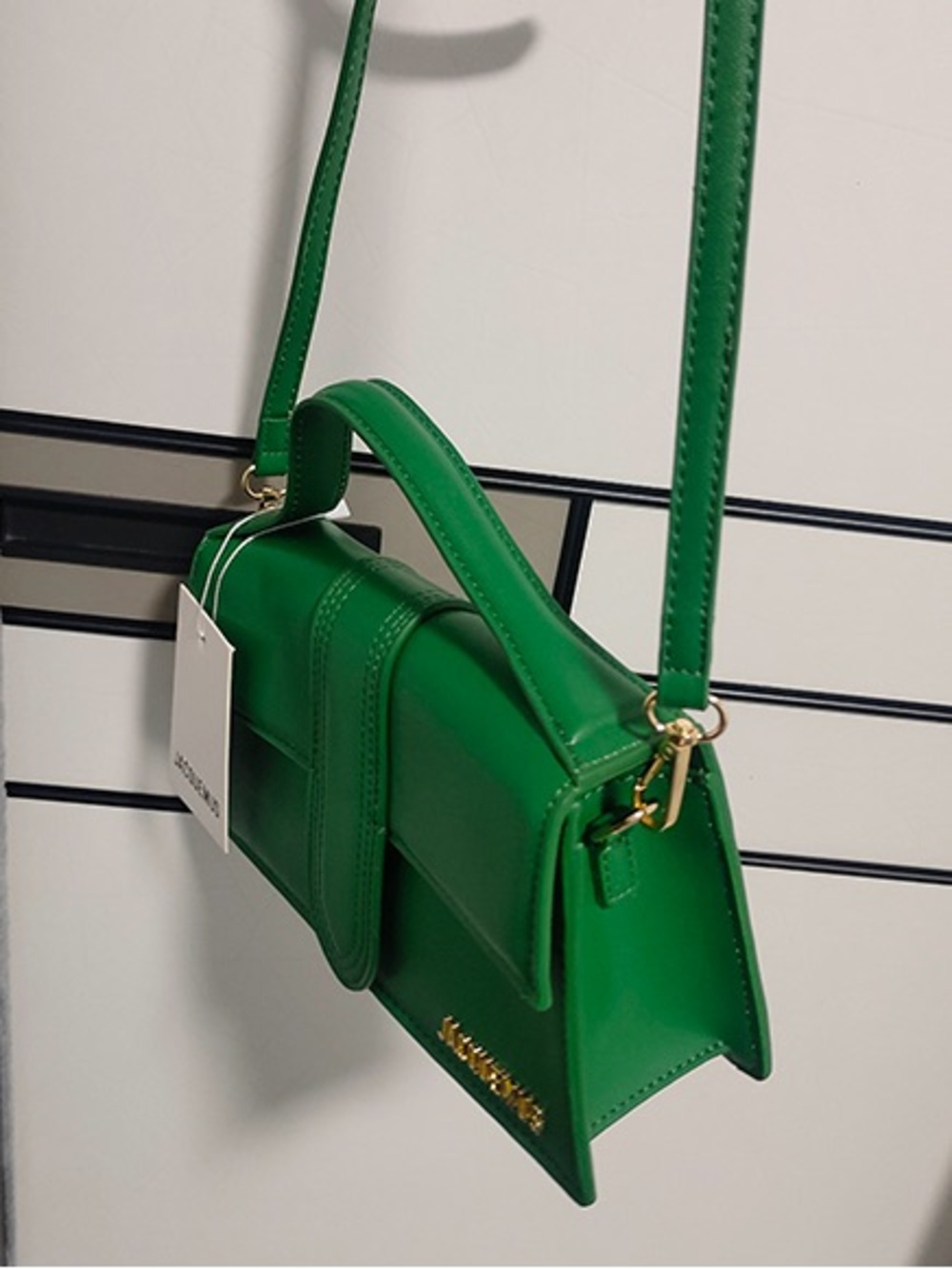 Jacquemus Green Leather Shoulder Bag with Top Handle - Picture 2 of 7